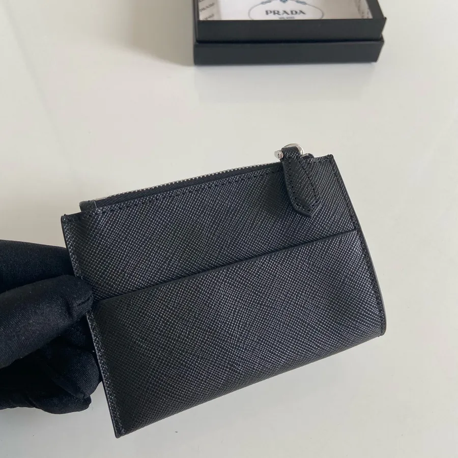 P House New Card Case Crosshatch Calfskin, Compact and Functional