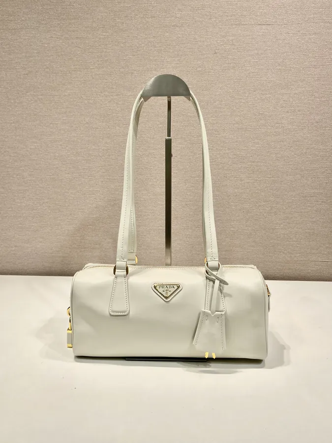 Celebrity Lock Handbag 1BB127 New Arrival