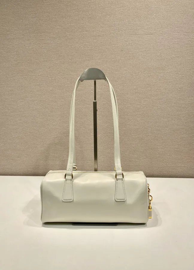 Celebrity Lock Handbag 1BB127 New Arrival