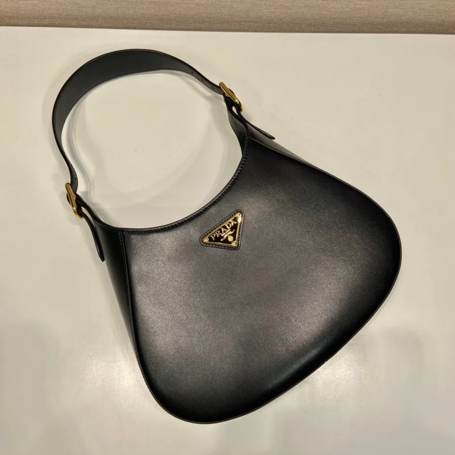 New Cleo Bucket Bag 1BC179