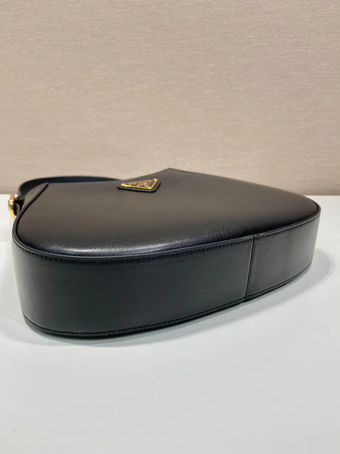 New Cleo Bucket Bag 1BC179