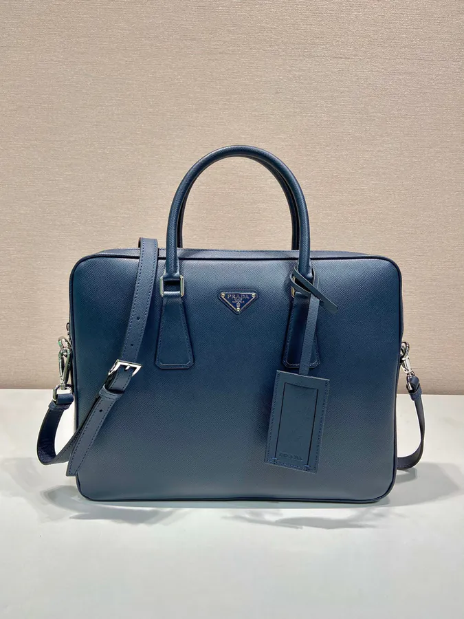 P Brand New Arrival Bucket Bag with Grained Calfskin