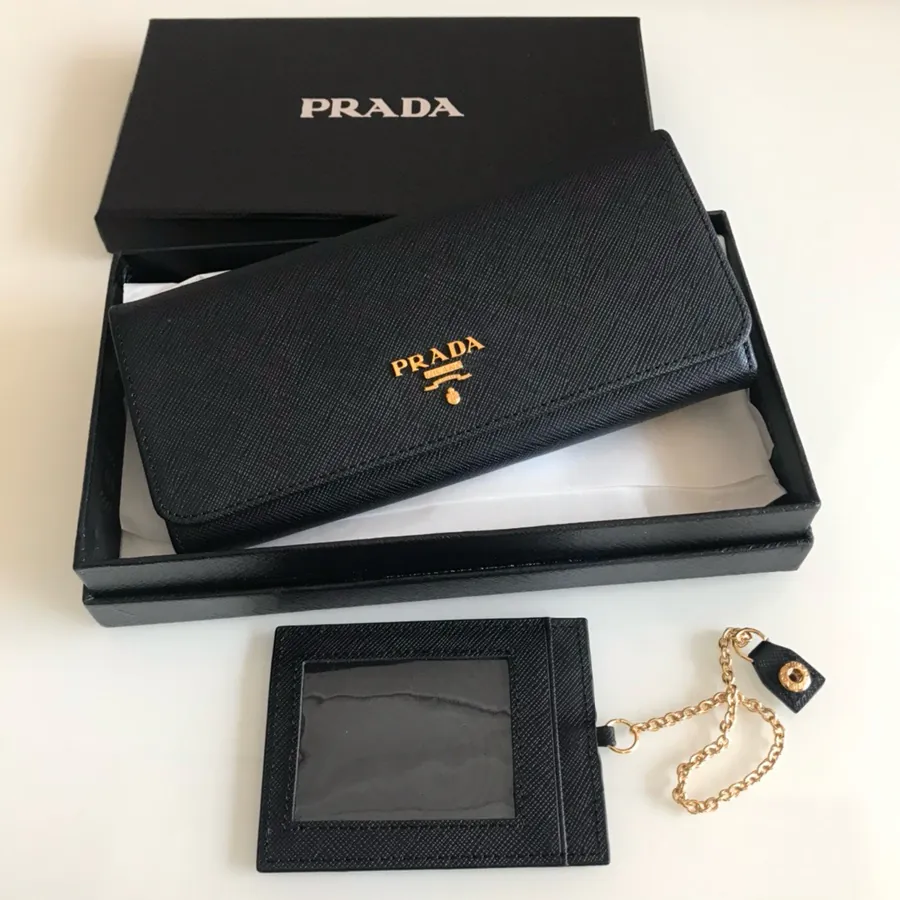 P House Ladies Flip Cover Wallet