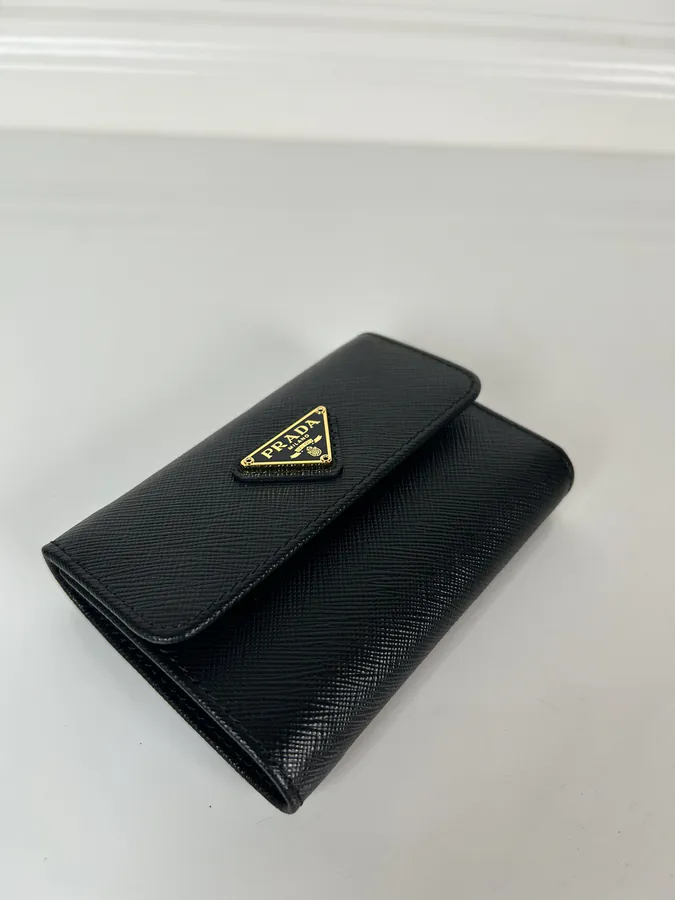 P House Ladies Crossbody Short Wallet