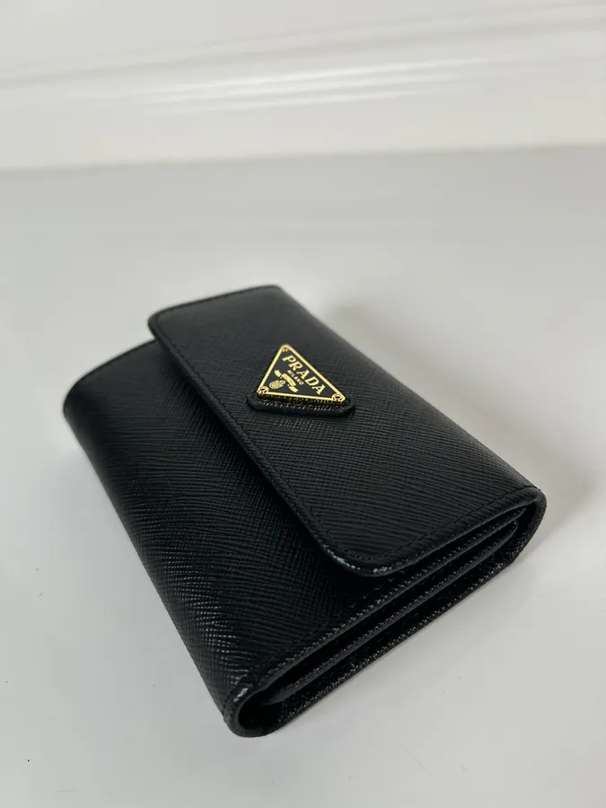 P House Ladies Crossbody Short Wallet