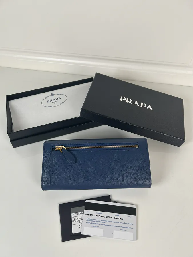 P House Ladies Flip Cover Wallet