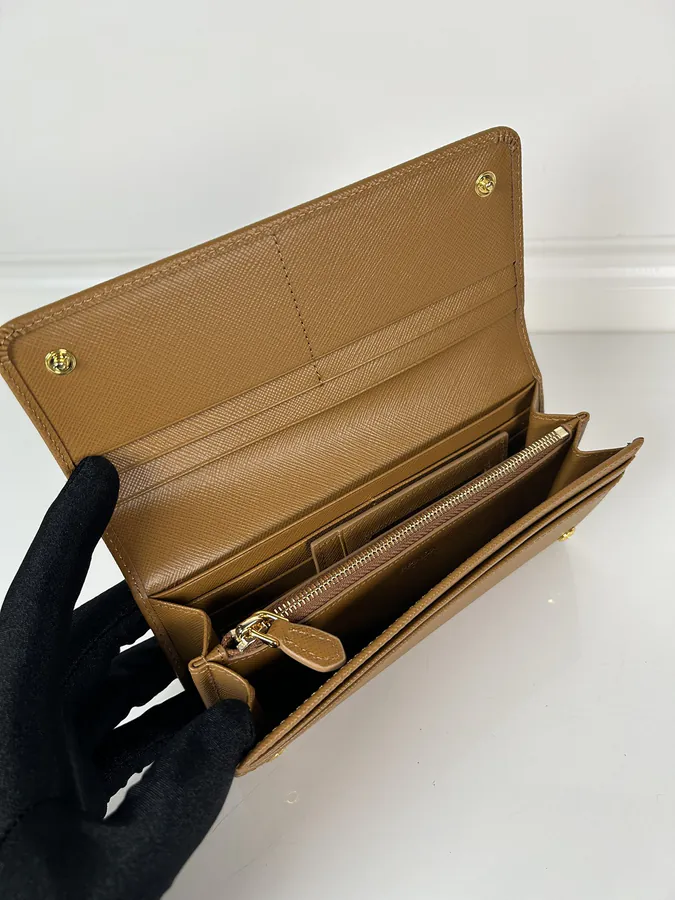 P House Ladies Flip Cover Wallet