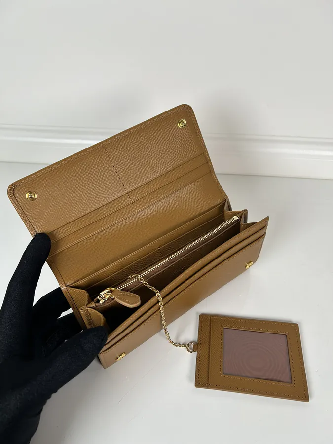 P House Ladies Flip Cover Wallet