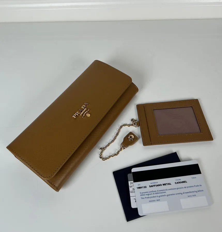 P House Ladies Flip Cover Wallet