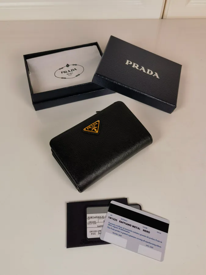 P Brand Ladies Crossbody Bag with Zippered Pocket