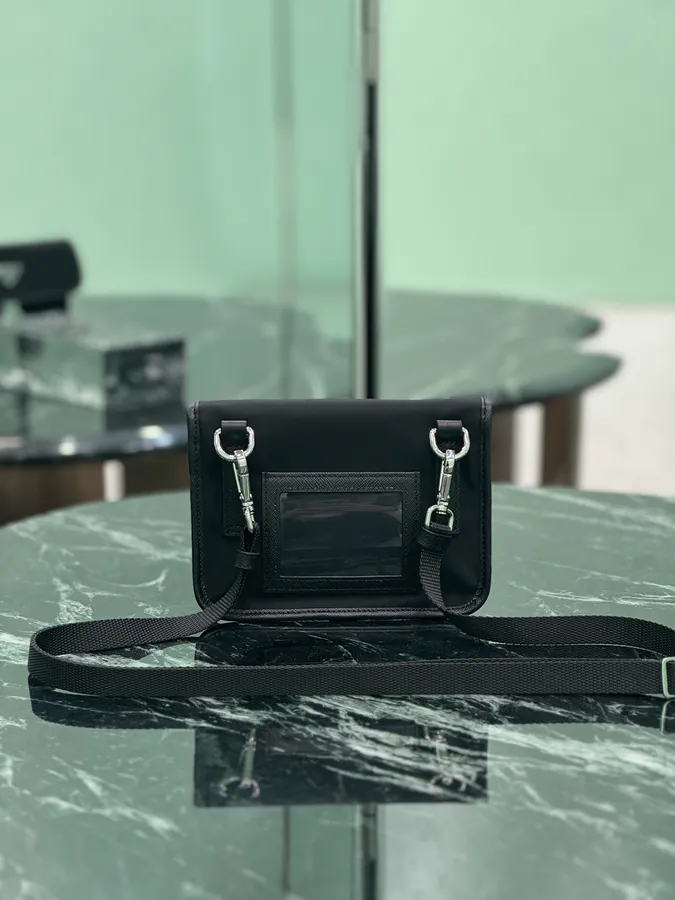 P300 Nylon Postman Phone Bag