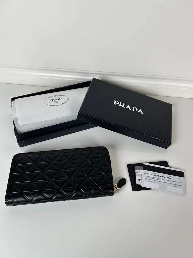 P Brand Wallet Black Grained Calfskin, Unisex, Premium Quality