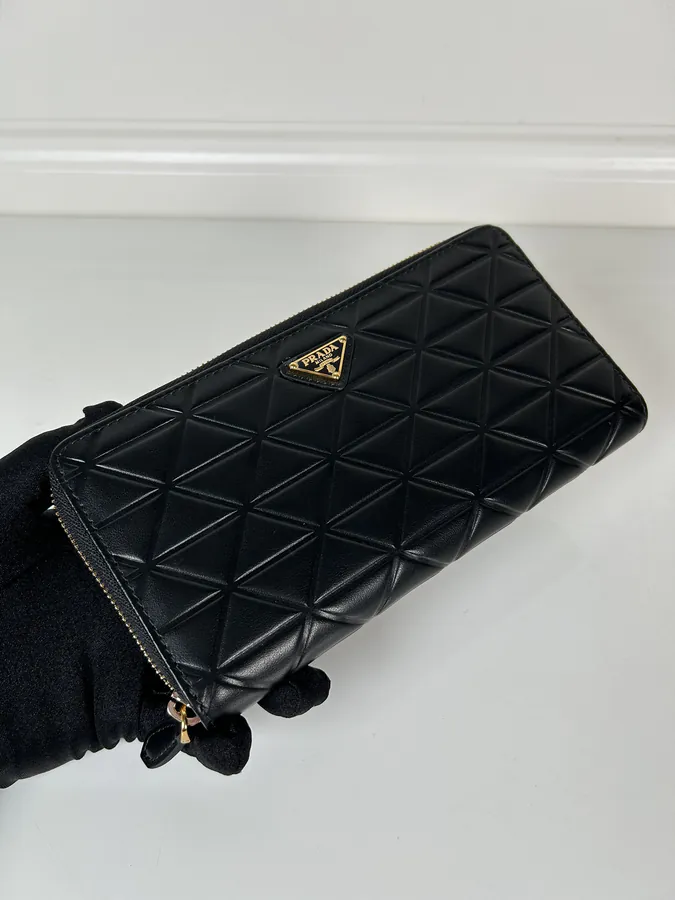 P Brand Wallet Black Grained Calfskin, Unisex, Premium Quality