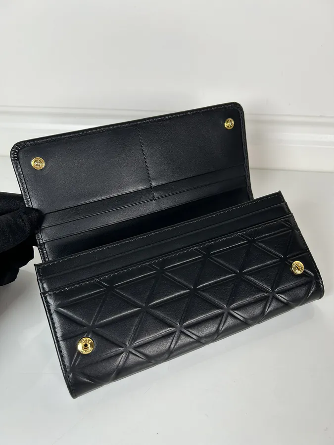 P House Ladies Flip Cover Wallet