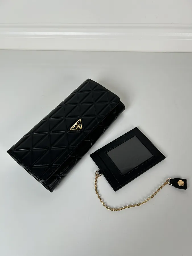 P House Ladies Flip Cover Wallet