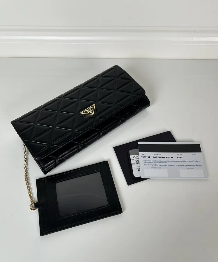 P House Ladies Flip Cover Wallet