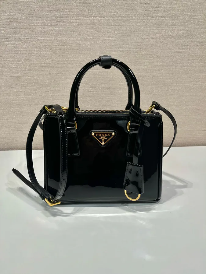Mini Killer 1BA906 Glossy Leather Handbag