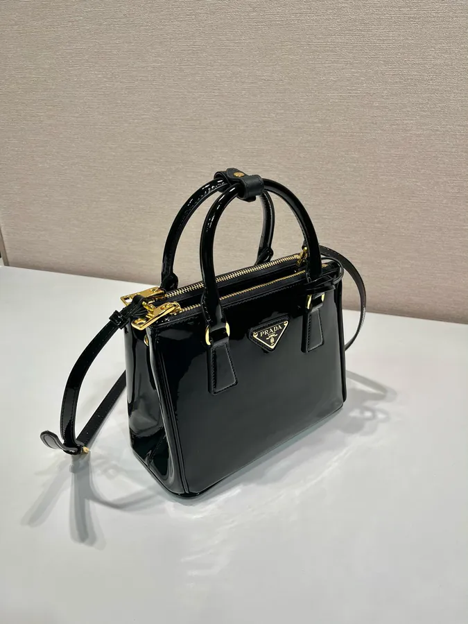 Mini Killer 1BA906 Glossy Leather Handbag