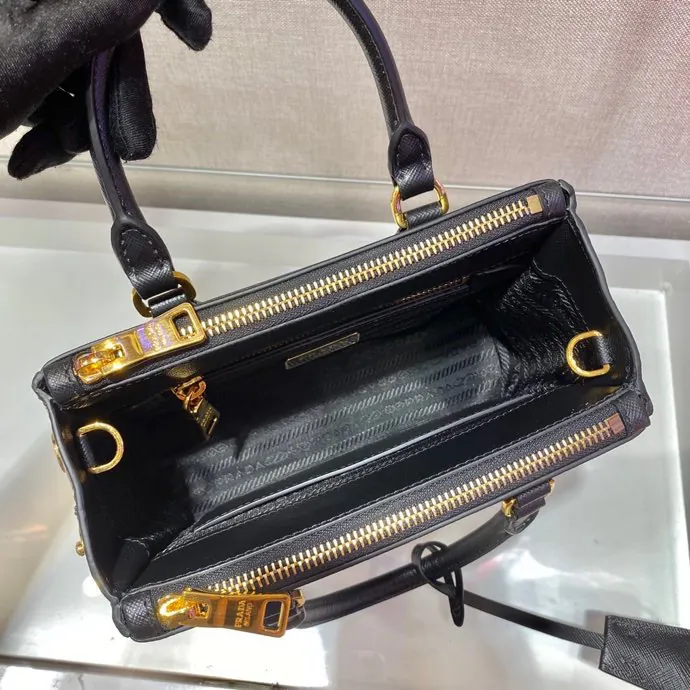 Galleria Mini Handbag with Detachable Strap
