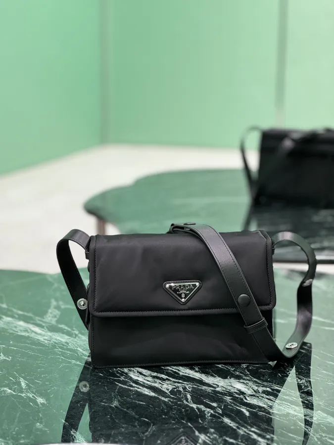 Cini Series Postman Bag (Small Size)