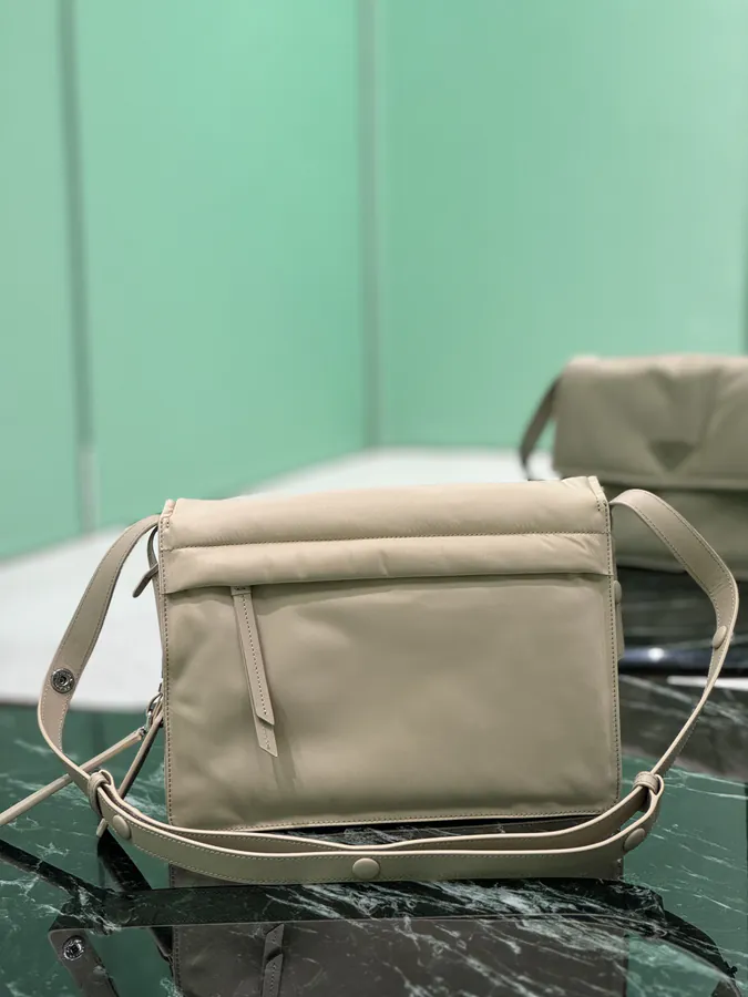 Cini Series Mail Bag (Medium)