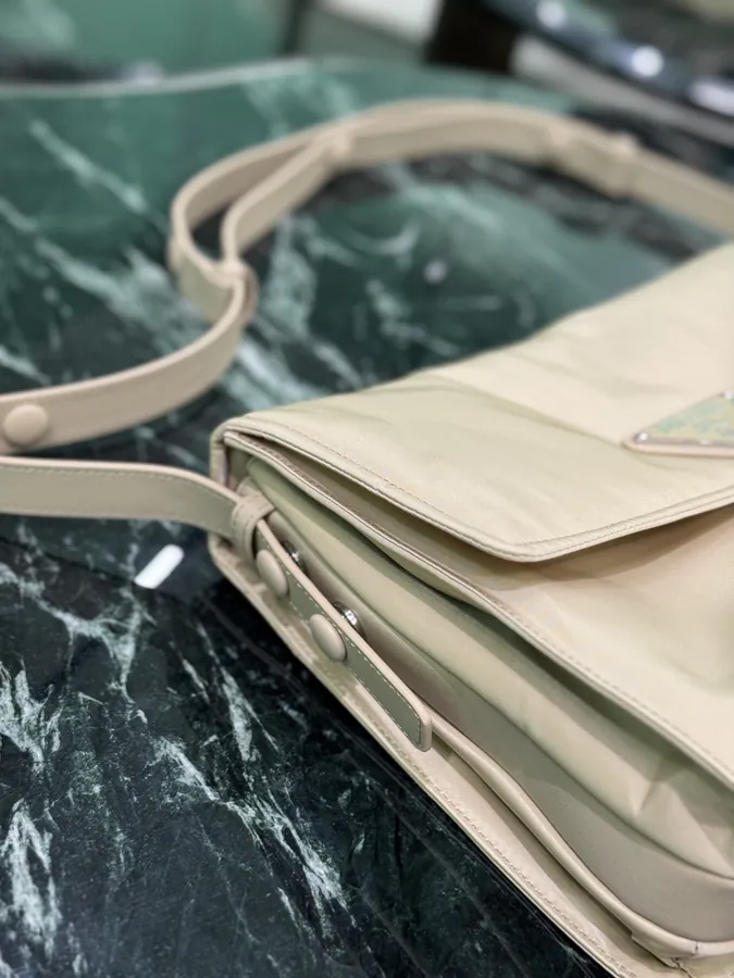 Cini Series Mail Bag (Medium)