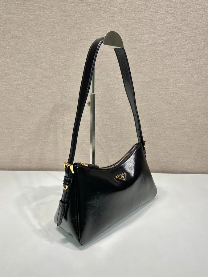 Aimee Hobo Crossbody Bag 1BC229