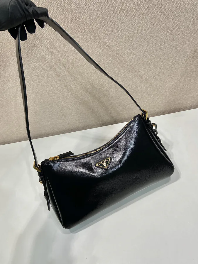 Aimee Hobo Crossbody Bag 1BC229