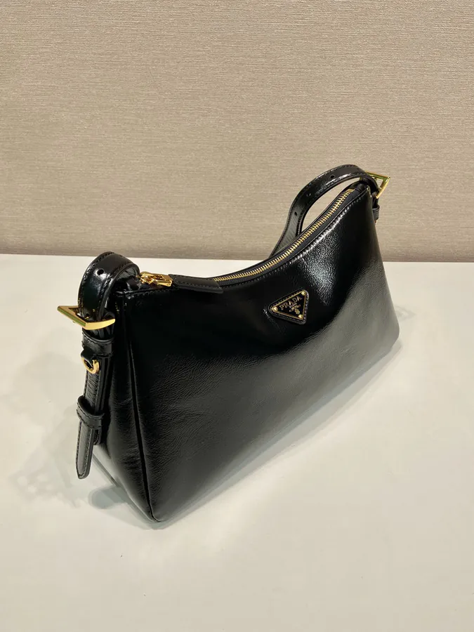 Aimee Hobo Crossbody Bag 1BC229