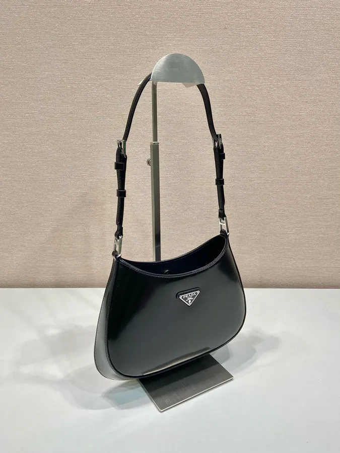 Cheo Shoulder Bag with Adjustable Straps