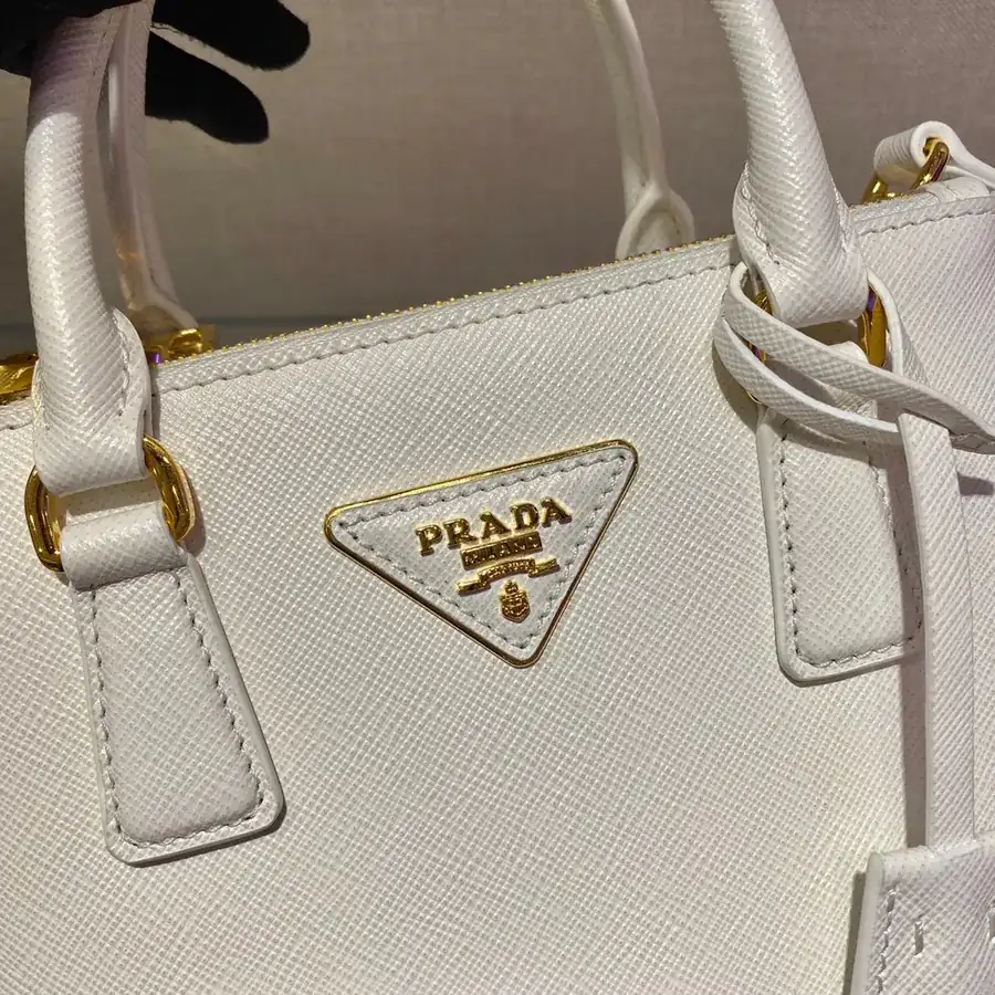 Galleria Mini Handbag with Detachable Strap
