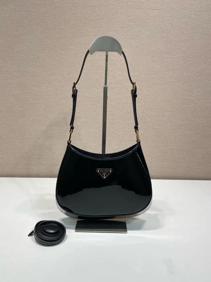 Cheo Crossbody Bag with 2 Adjustable Straps