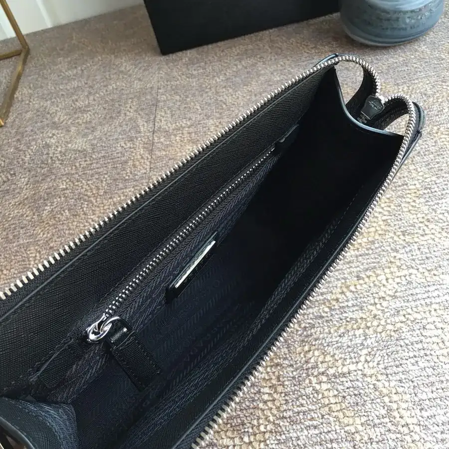 P House New Handbag 2VE009V Logo