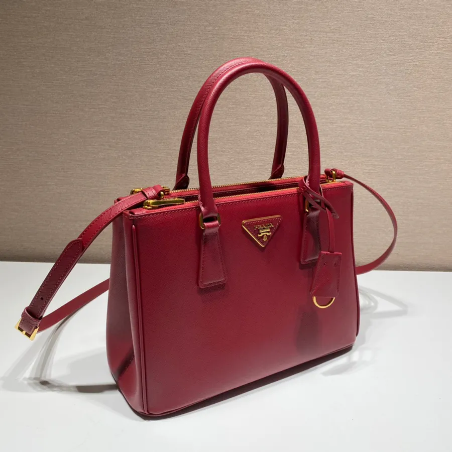 Galleria Handbag Classic Vintage Style