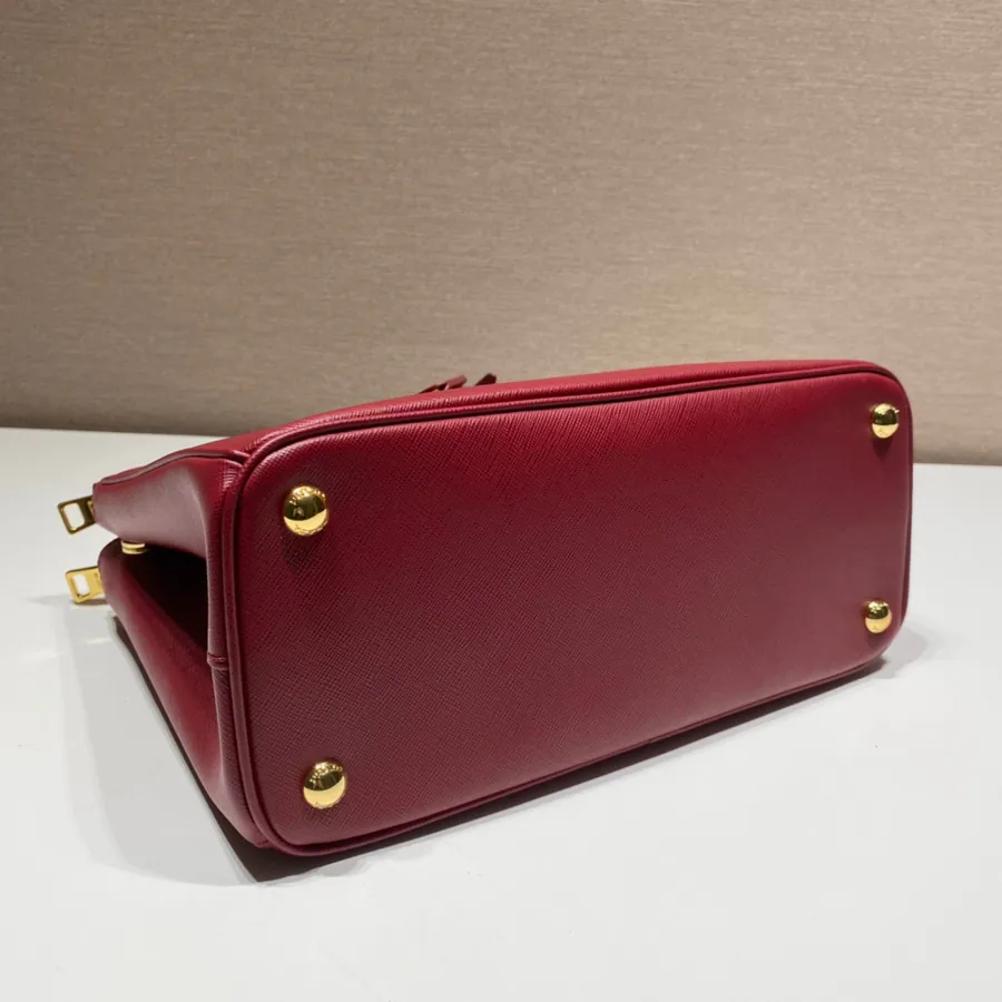 Galleria Handbag Classic Vintage Style