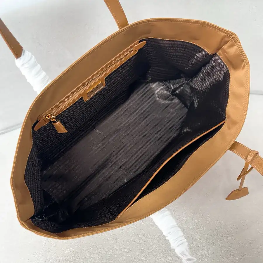2024 Re Edition 1978 Nylon Tote Bag 1BG527
