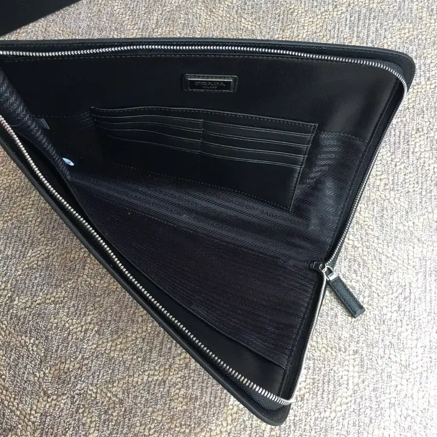 P House New Handbag 2VN003 Black