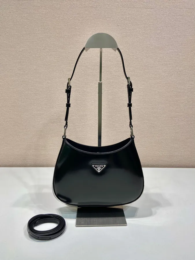Cheo Shoulder Bag with Adjustable Straps