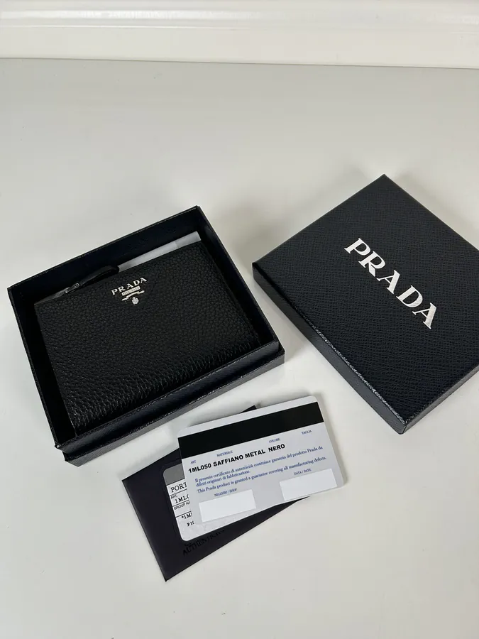 P Family Men's Wallet Premium Style