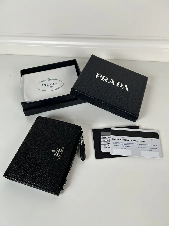 P Family Men's Wallet Premium Style
