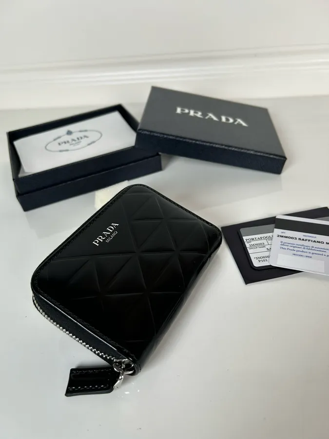 P Brand Bright Grained Wallet for Men and Women