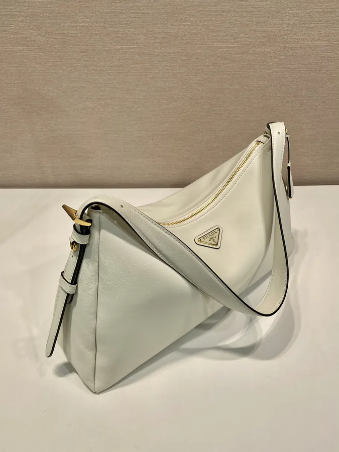 Aimee Crossbody Bag Minimalist Design, Grained Calfskin