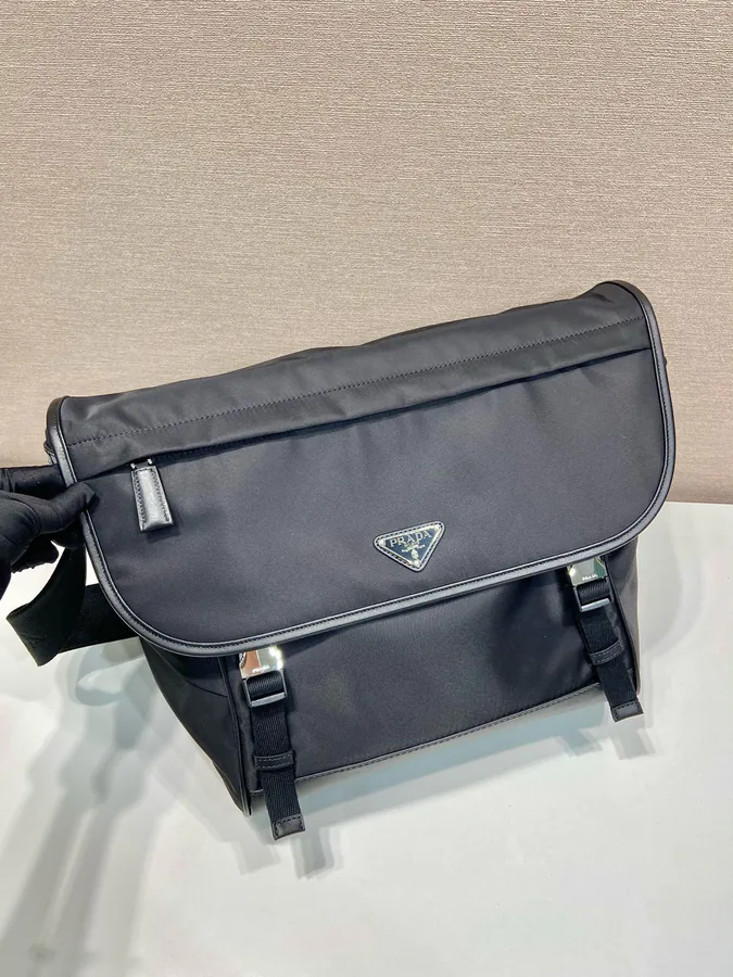New Postman Bag 2VD052A Large Edition