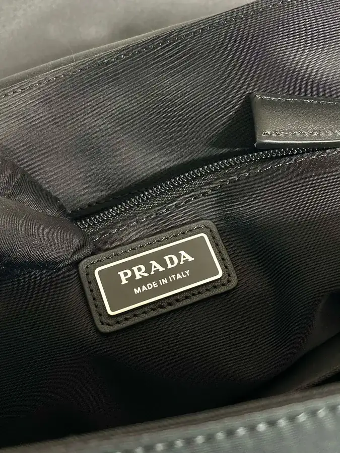 New Postman Bag 2VD052A Large Edition