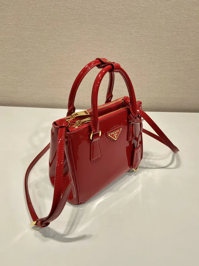 Mini Killer 1BA906 Glossy Leather Handbag