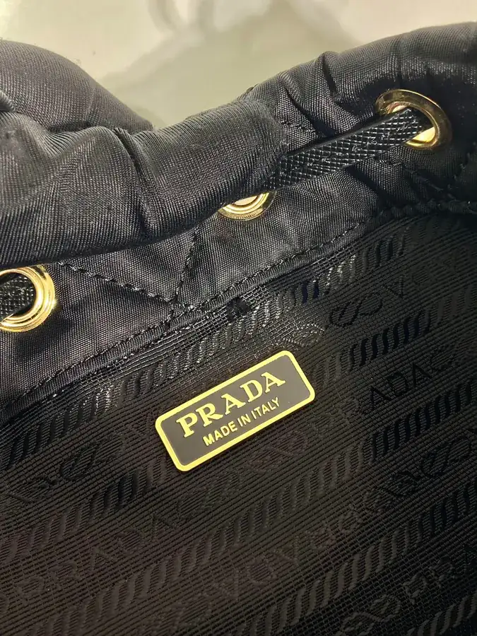 Celebrity Embroidered Bucket Bag 1BH038