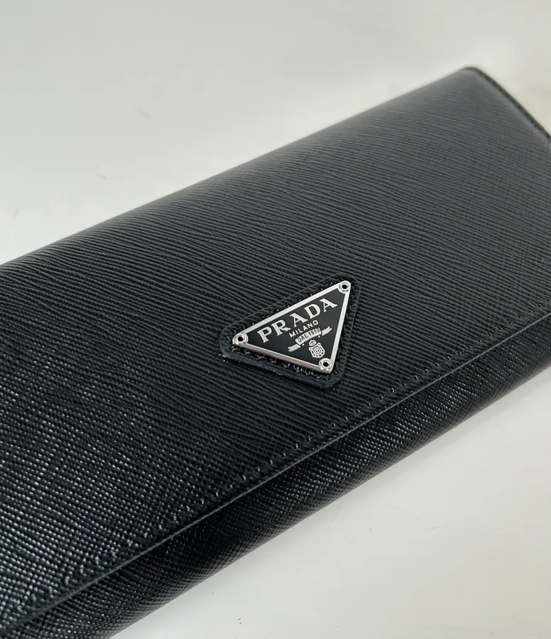 P House Ladies Flip Cover Wallet
