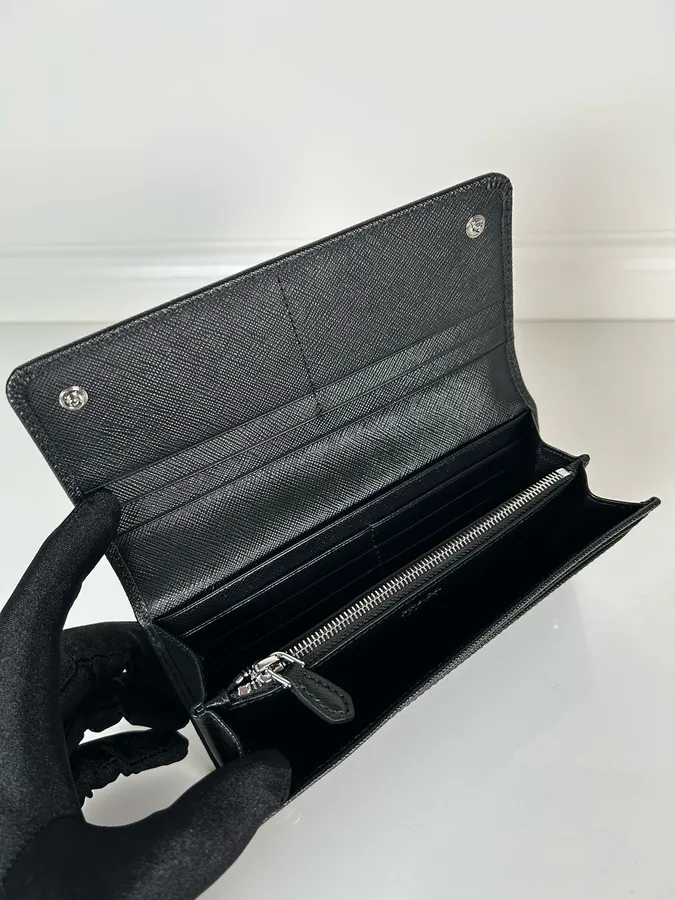 P House Ladies Flip Cover Wallet