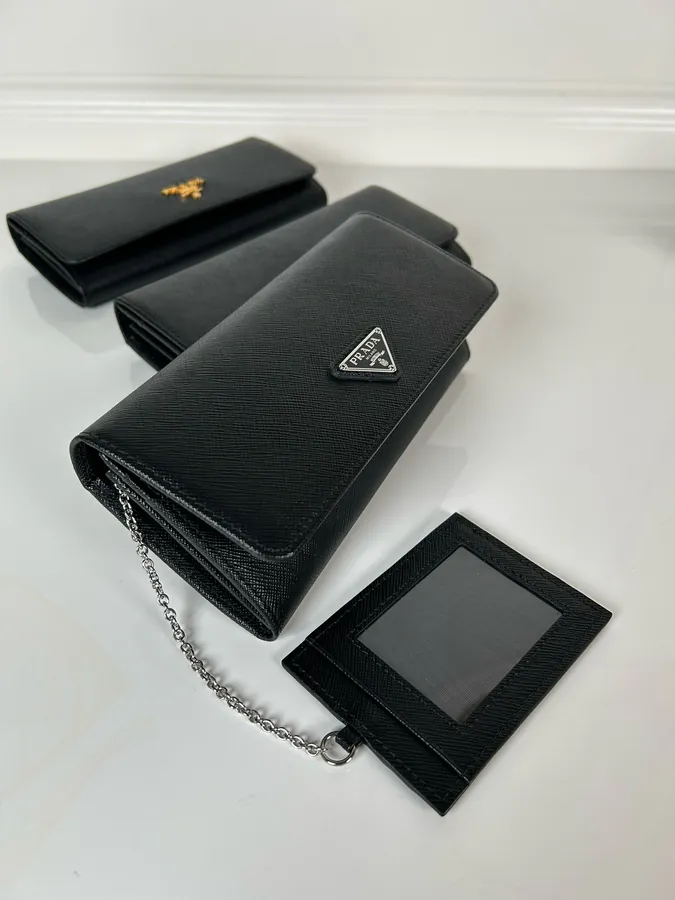 P House Ladies Flip Cover Wallet