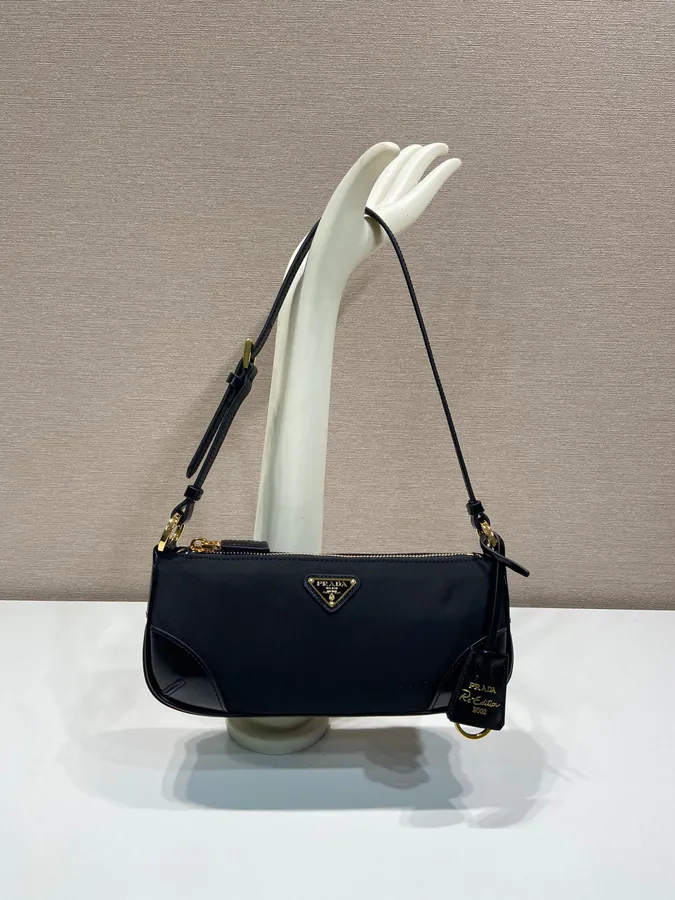 Re Edition 2002 Shoulder Bag with Adjustable Strap